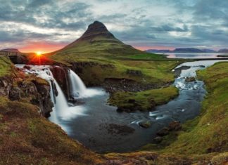 Island – země, kde vytrisknou gejzíry zážitků Islandská jarní krajina | panorama při západu slunce u hory Kirkjufell - tomas1111/123RF.com
