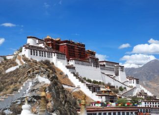 Střípky zážitků z Tibetu Potala palác ve Lhase | huafeng207/123RF.com