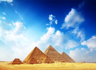 Egyptské pyramidy v Gíze – jaká tajemství ukrývají? Pyramidy v Gíze | mihtiander/123RF.com