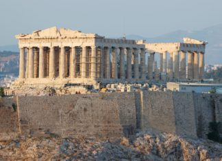 Aegean Airlines: zpáteční letenky z Vídně do Athén za 2990 Kč