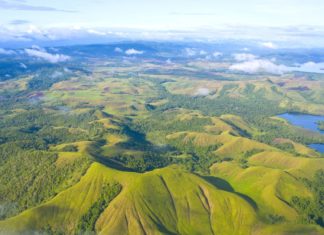 Momentky z Nové Guineje aneb jaké kmeny zde žijí? Krajina Nové Guineje | belikova/123RF.com
