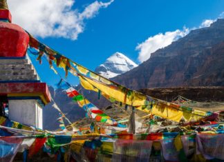 Mýty o Tibetu – jaká je pravda? Tibet se zátiším nejposvátnější hory Kailas | lihana/123RF.com