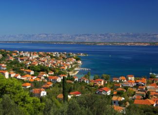 Ugljan ostrov olivového oleje Ostrov Ugljan | lianem/123RF.com