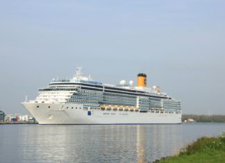 Výletní okružní plavby lodí společnosti Costa Výletní loď společnosti Costa | funlovingvolvo/123RF.com