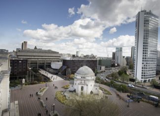 Birmingham – město plné života, zábavy a památek Centrum Birminhamu v Anglii | phartisan/123RF.com