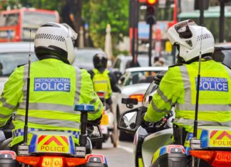 Bezpečnost a zdravotnictví v Anglii Policie v Londýně | evsa/123RF.com