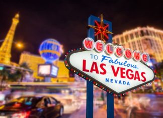 Navštivte Las Vegas a odneste si zážitek na celý život Značka v Las Vegas | gongzstudio/123RF.com