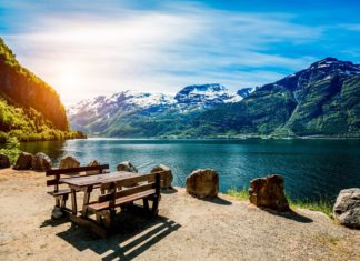 Z Vratislavi do Norska za bezkonkurenčních 180 Kč! Přírodní krajina Norska | cookelma/123RF.com