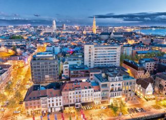 Antverpy – co vidět a kam se vydat v přístavním městě Belgie? Noční pohled na Antwerpy | jovannig/123RF.com