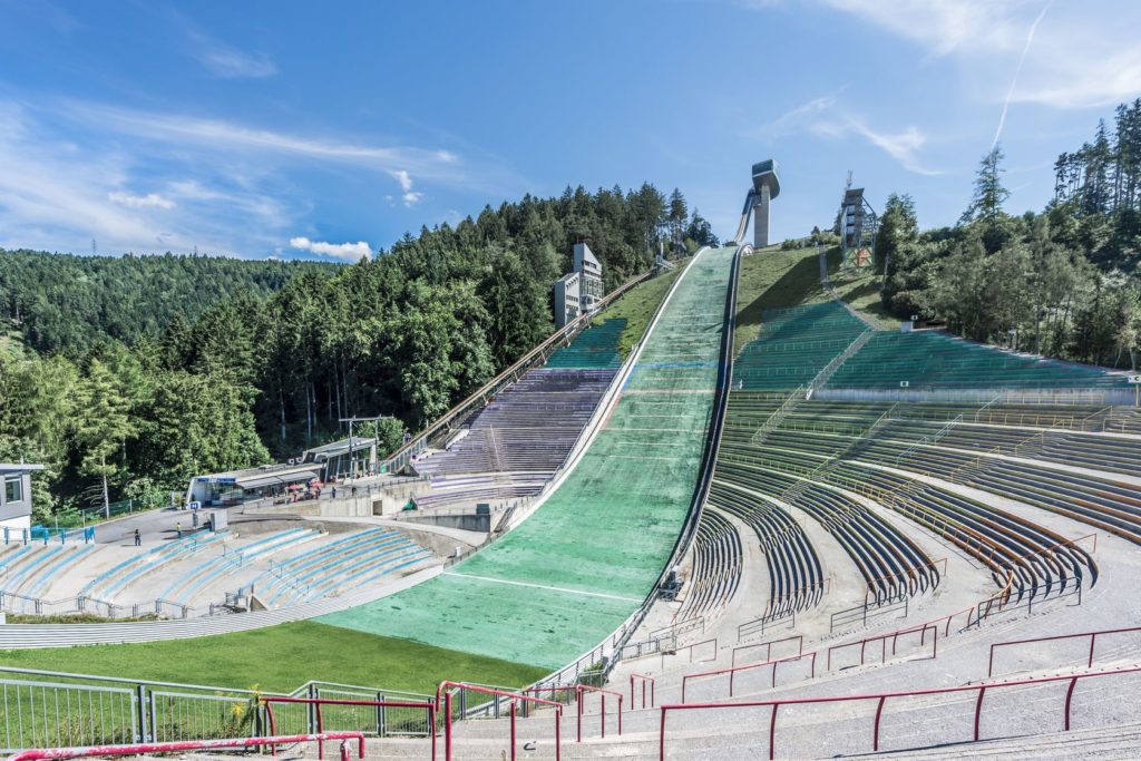 Skokanský můstek v Bergisel v Innsbrucku | anibaltrejo/123RF.com