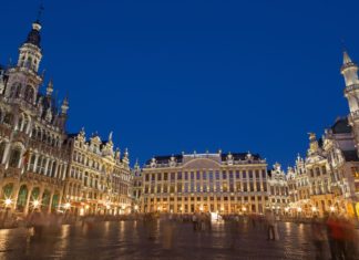 Z Prahy do Bruselu a zpět za 918 Kč Hlavní náměstí v Bruselu | sedmak/123RF.com
