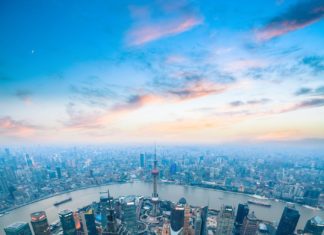 Šanghaj – zajímavá místa a památky Panorama Šanghaje | chuyu/123RF.com