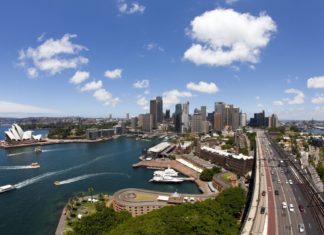 Sydney – zajímavá místa a památky v perle Pacifiku Panorama Sydney v Austrálii | imagecom/123RF.com