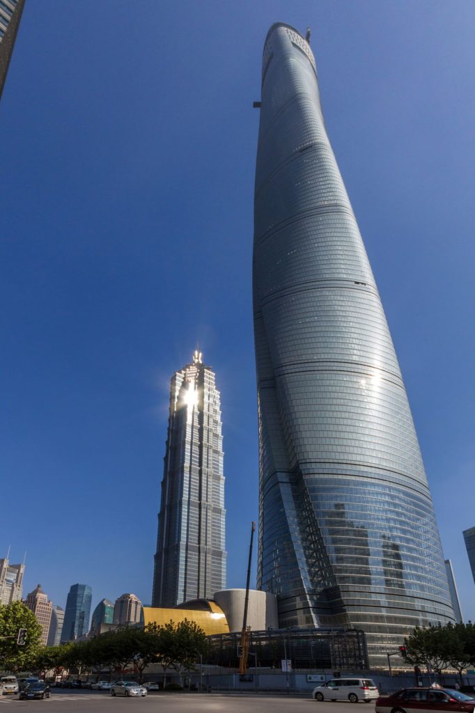 Shanghai Tower | manganganath/123RF.com