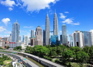 Zajímavá místa v Kuala Lumpur – co vidět a navštívit? Panorama Kuala Lumpur | leungchopan/123RF.com