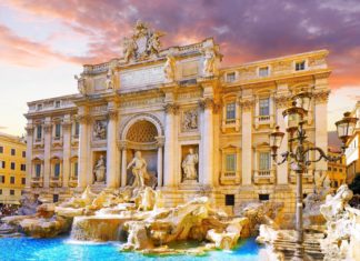 Letenky z Prahy do Říma a zpět za 858 Kč Fontána di Trevi v Říme | ivantagan/123RF.com