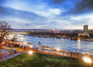 Kam v Bělehradu – zajímavá místa a památky Panorama Bělehradu v Srbsku | samot/123RF.com