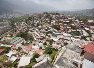 Zajímavá místa a památky v Caracasu ve Venezuele Domky v Caracasu ve Venezuele | piccaya/123RF.com