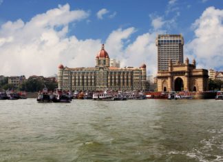 Bombaj v Indii – zajímavá místa a památky aneb kam se vydat? Krajina Bombaje v Indii | Lebedinski/123RF.com