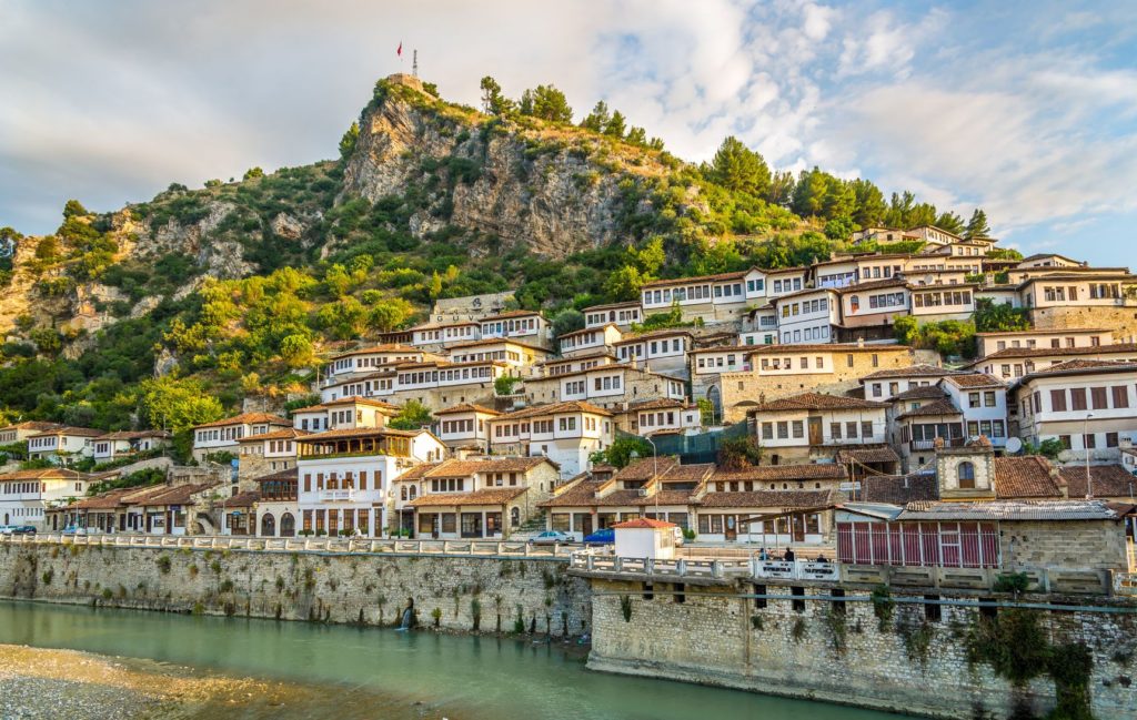 Historické město Berat v Albánii | milosk/123RF.com