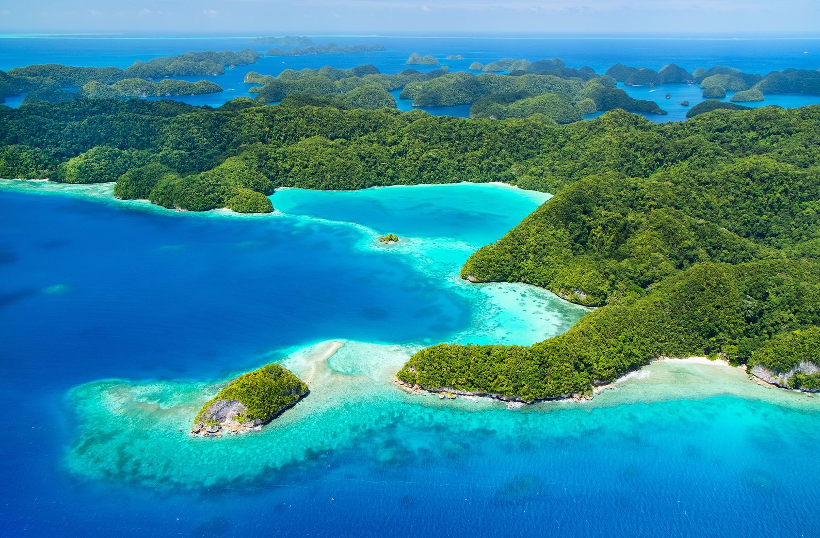 Krásný výhled na souostroví Palau | shalamov/123RF.com