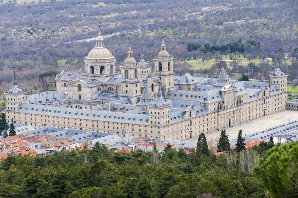 Královský klášter El Escorial ve Španělsku | albertoloyo/123RF.com