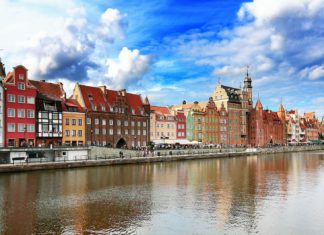 Dovolená v Gdaňsku – zajímavosti, památky a zajímavá místa k navštívení Panorama polského města Gdaňsk | wajan/123RF.com