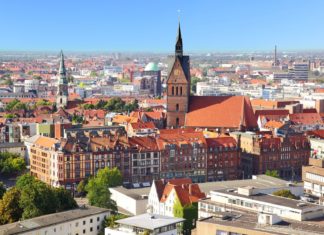 Kam v Hannoveru – zajímavá místa a památky aneb co navštívit? Panoramatický pohled na město Hannover | zoomzoom/123RF.com