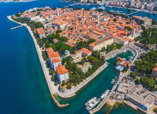 Kam v chorvatském Zadaru – zajímavá místa a památky aneb co vidět? Staré město Zadar v Chorvatsku | dbajurin/123RF.com